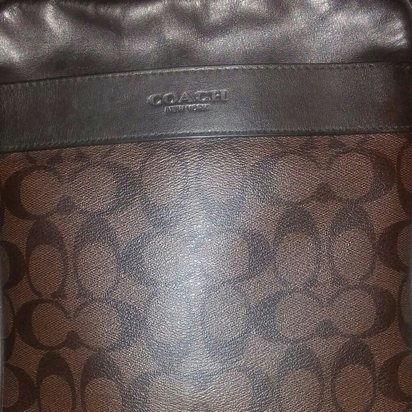 Mens Coach Handbag - Picture 2 of 3